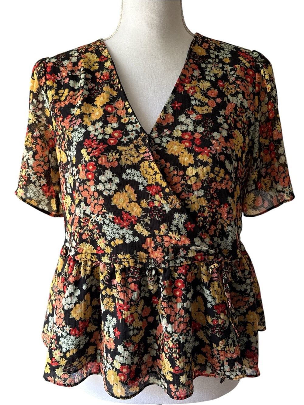 Madewell Black Floral V-Neck Blouse Size Small